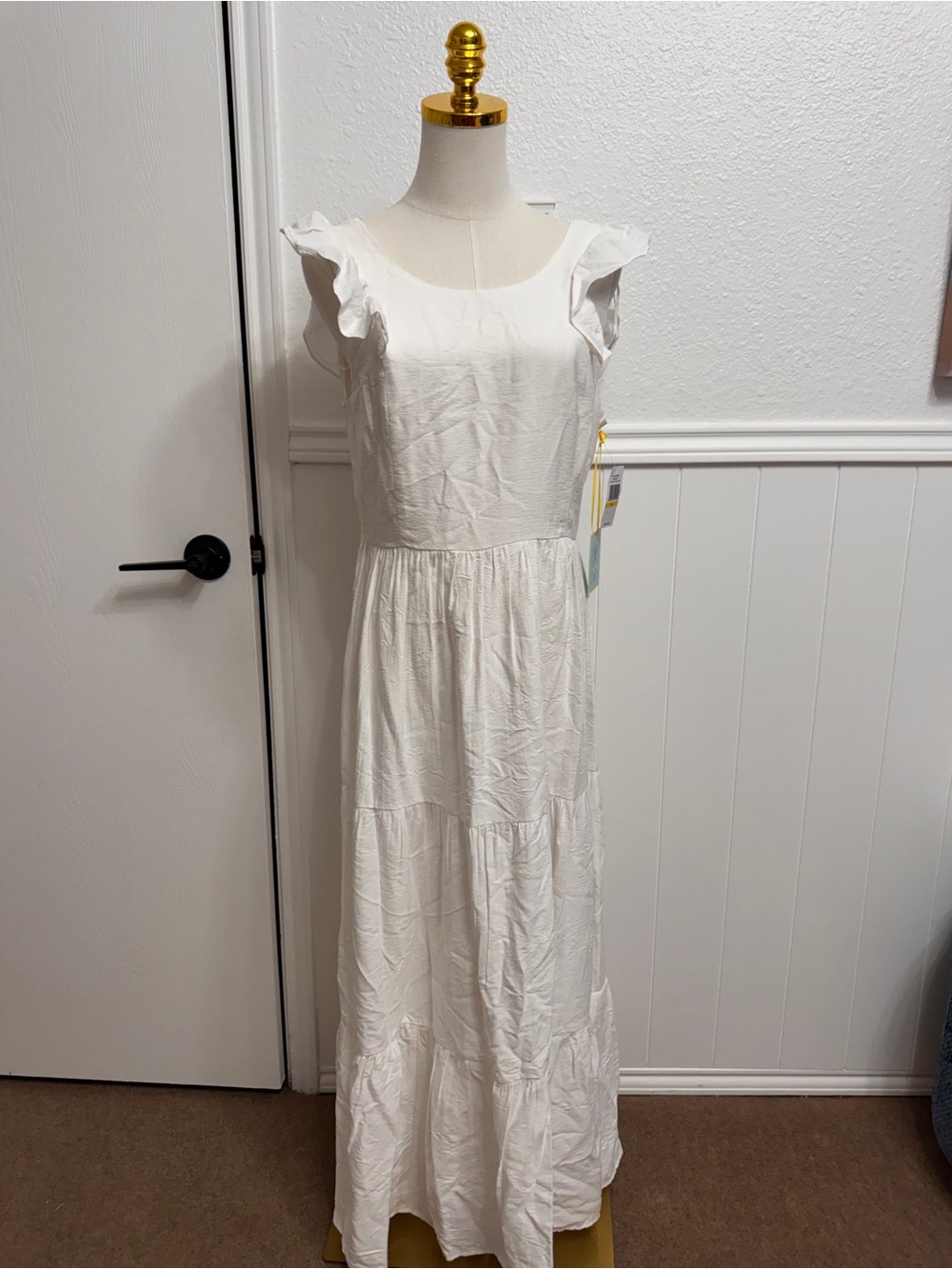 CeCe White Ruffle Sleeve Tiered Maxi Dress